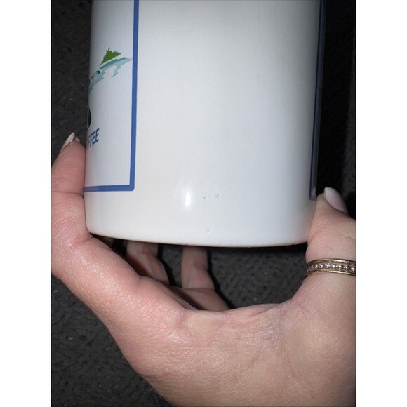 Tommy Bahama Big Wave Coffee Mug 20 Oz White Blue - Picture 5 of 5